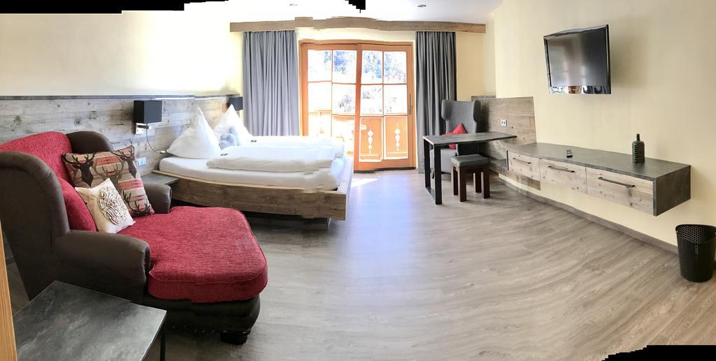 Gaestehaus Edlhuber Mittenwald Buitenkant foto