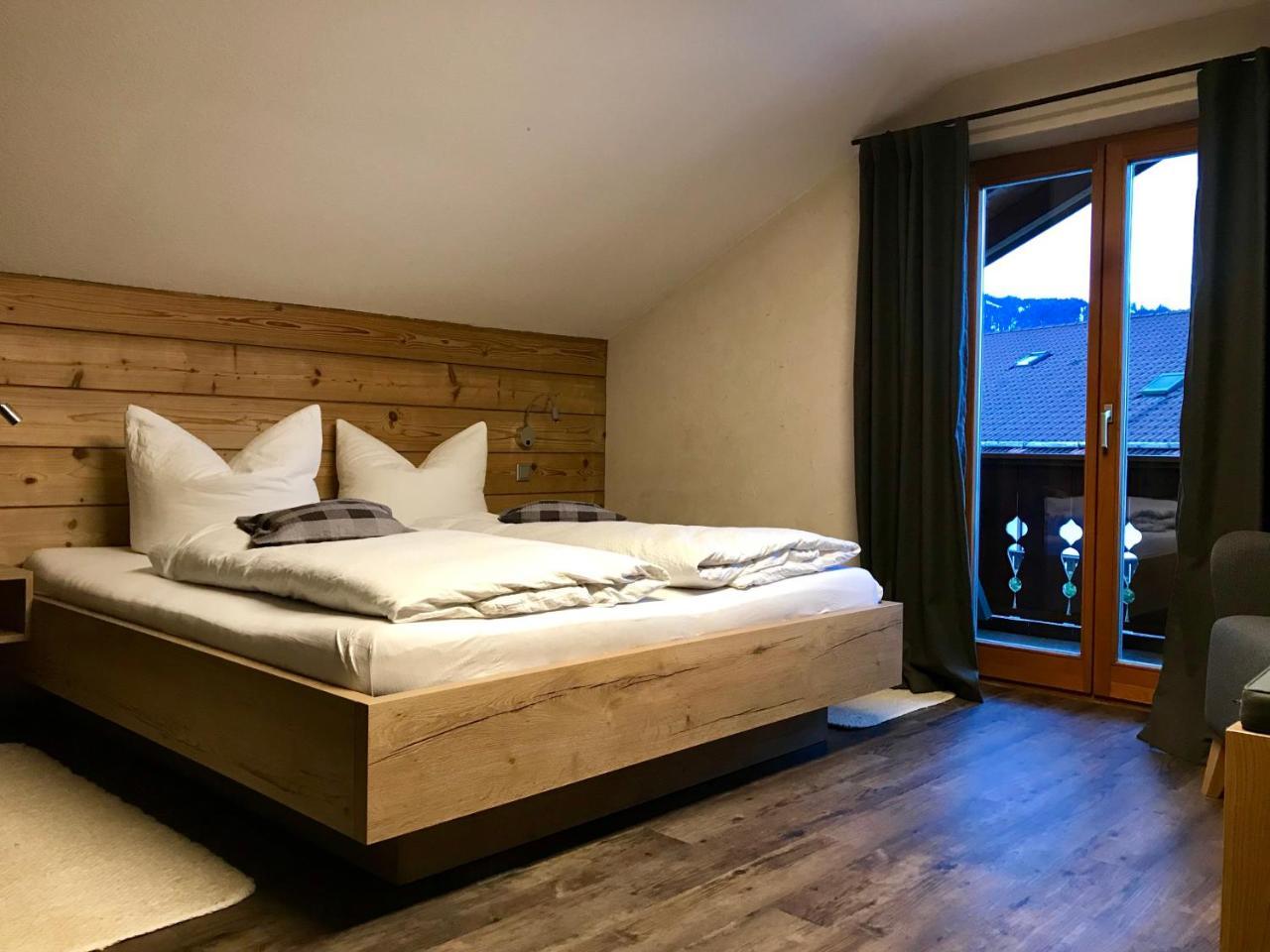 Gaestehaus Edlhuber Mittenwald Buitenkant foto