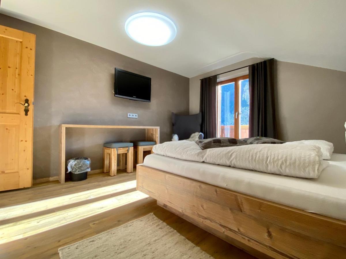 Gaestehaus Edlhuber Mittenwald Buitenkant foto